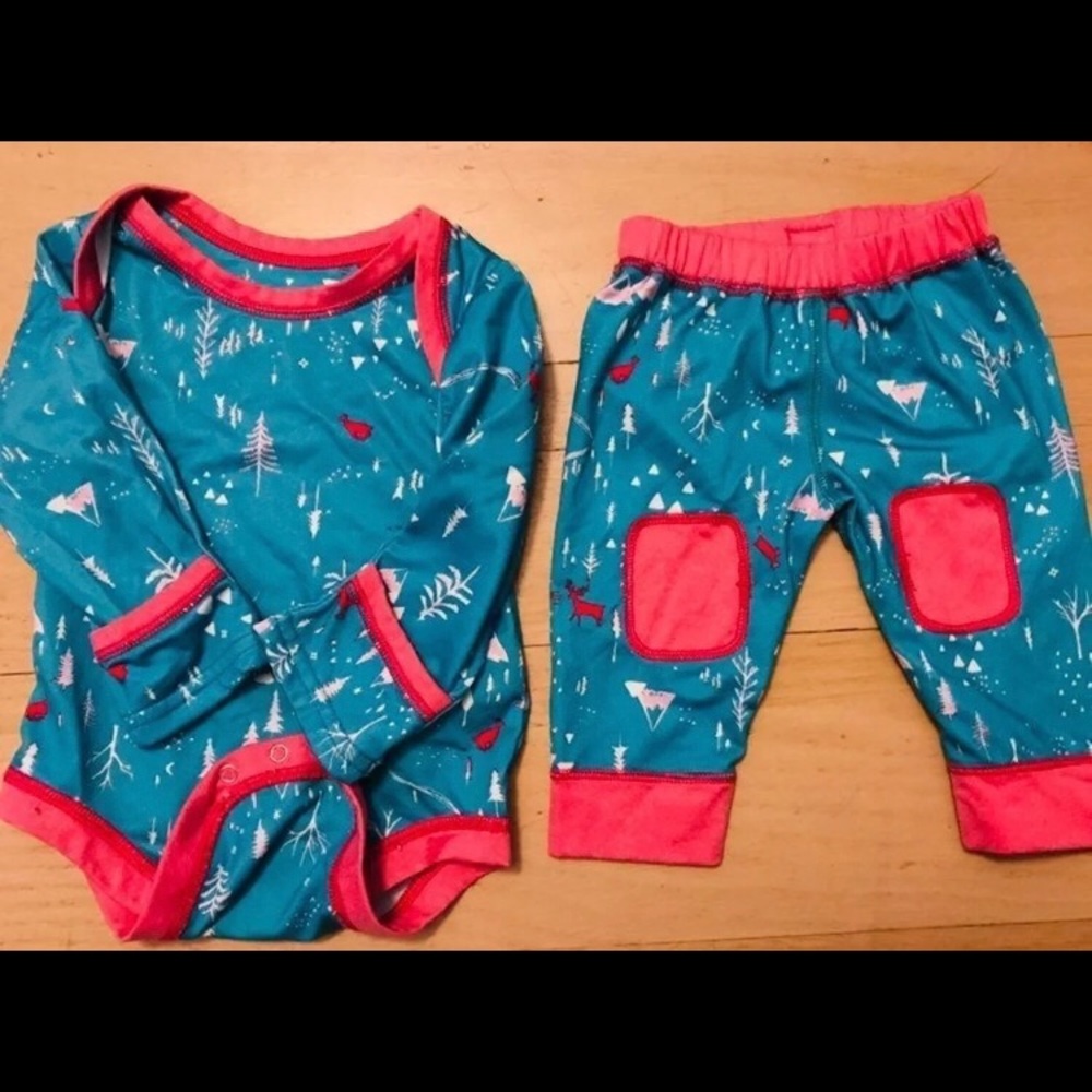 Patagonia Capilene base layer Onesies & Pants Set